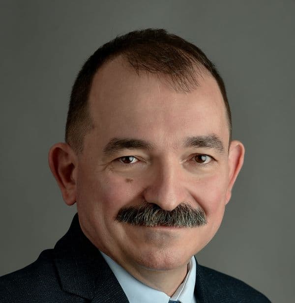 Dr. Erdősi Péter Máté